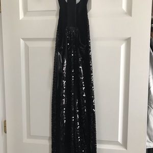 Women’s Black Sleeveless Dress